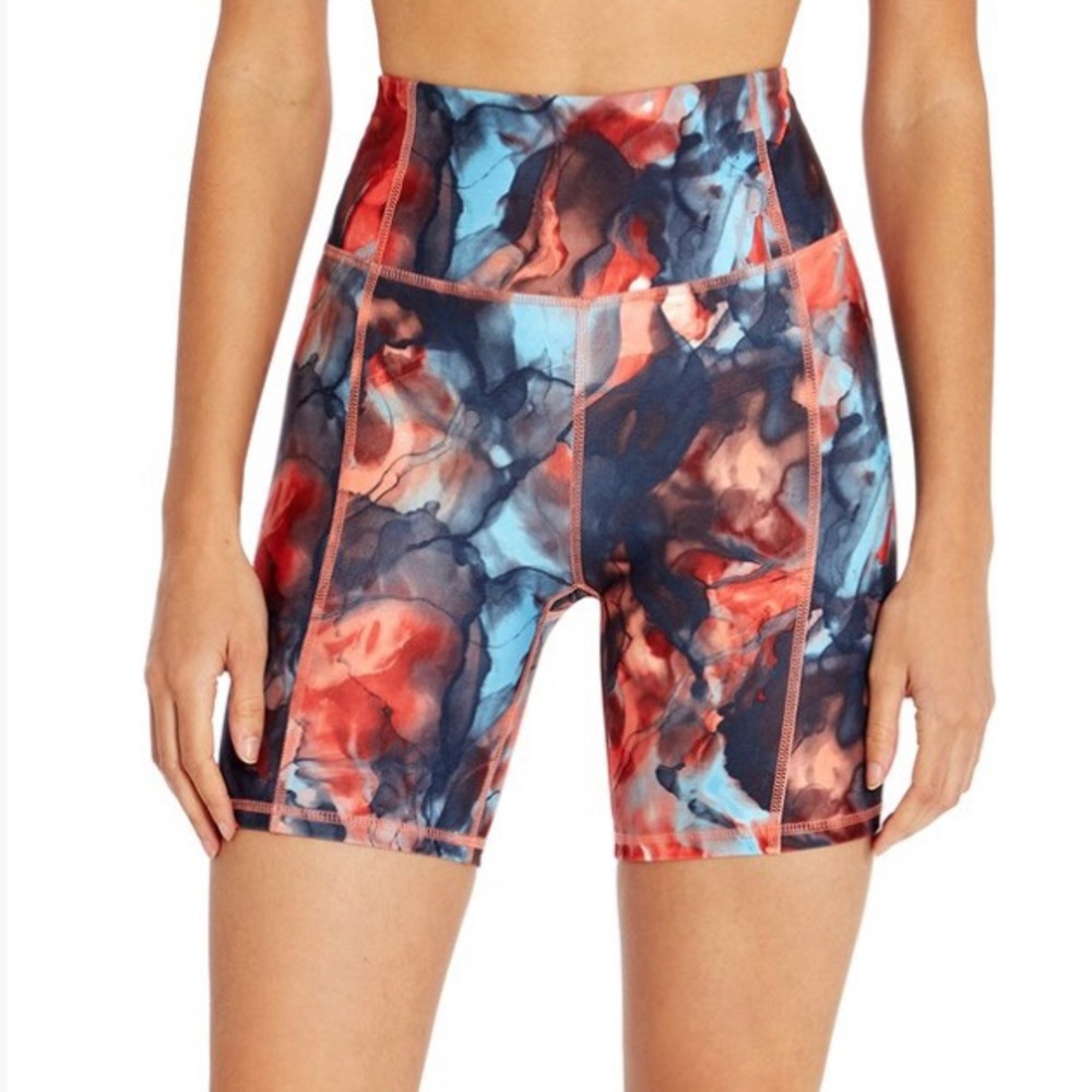 Jessica Simpson Bermuda Bike shorts Sz M NWT
